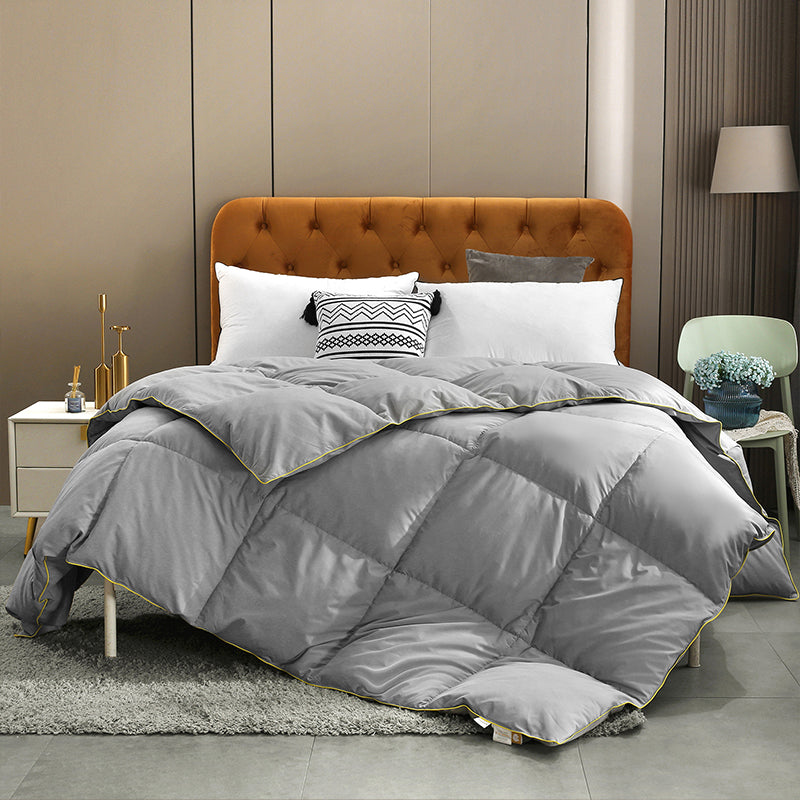 All Season Comforter Filled with Feather Fiber