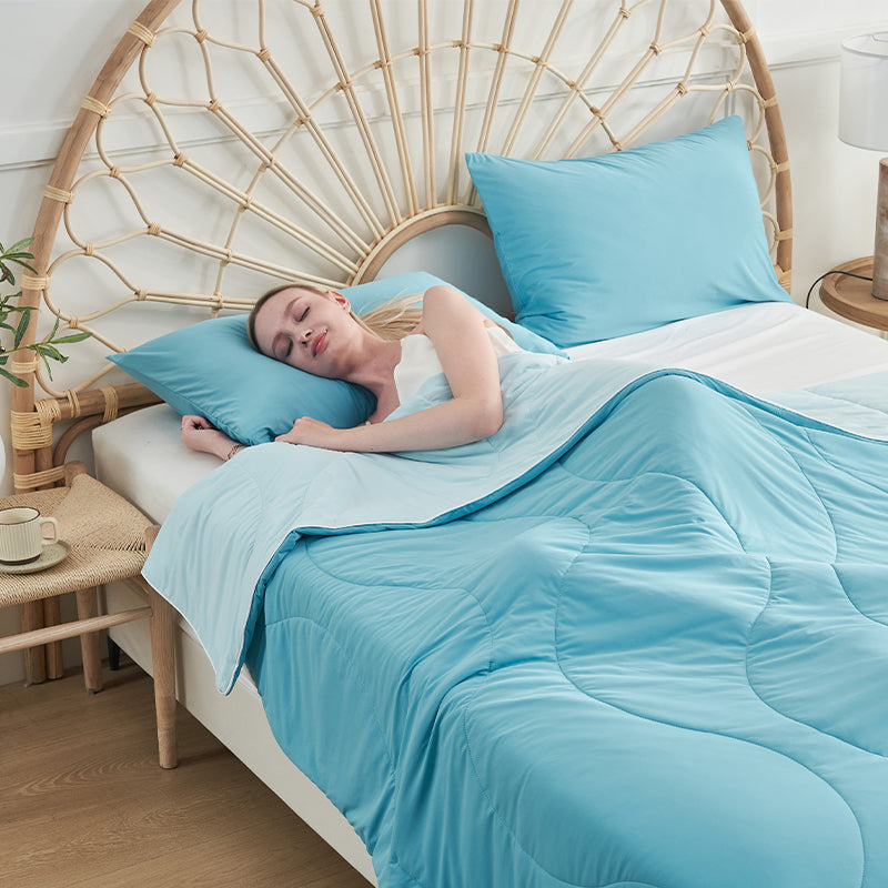 BlueCool™ Cooling Comforter-Sky Blue